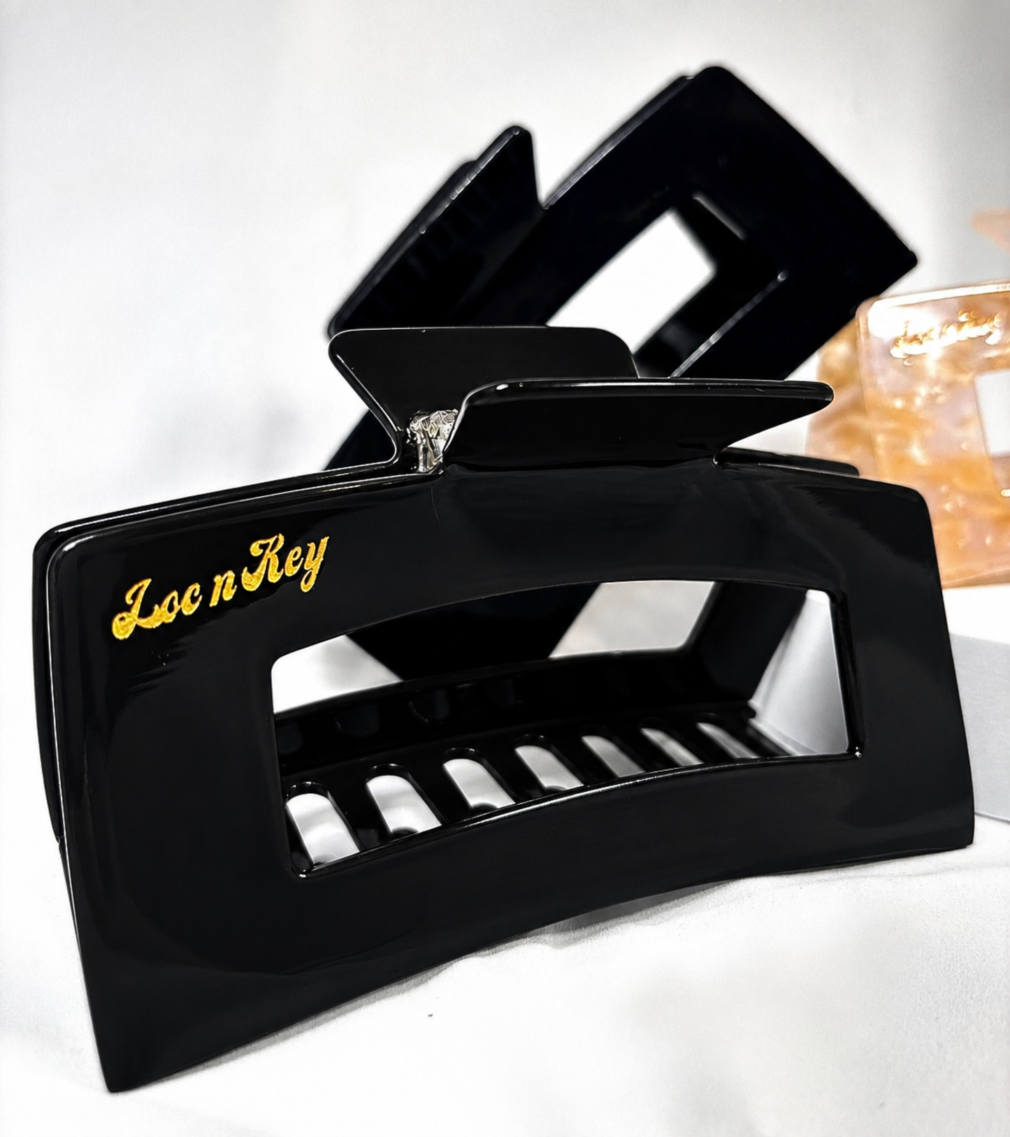 XXL Black Claw Clip